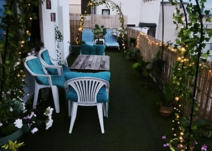 Apartment Skycozy Balcony