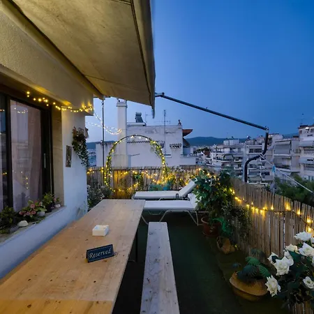 Skycozy Balcony Apartment *